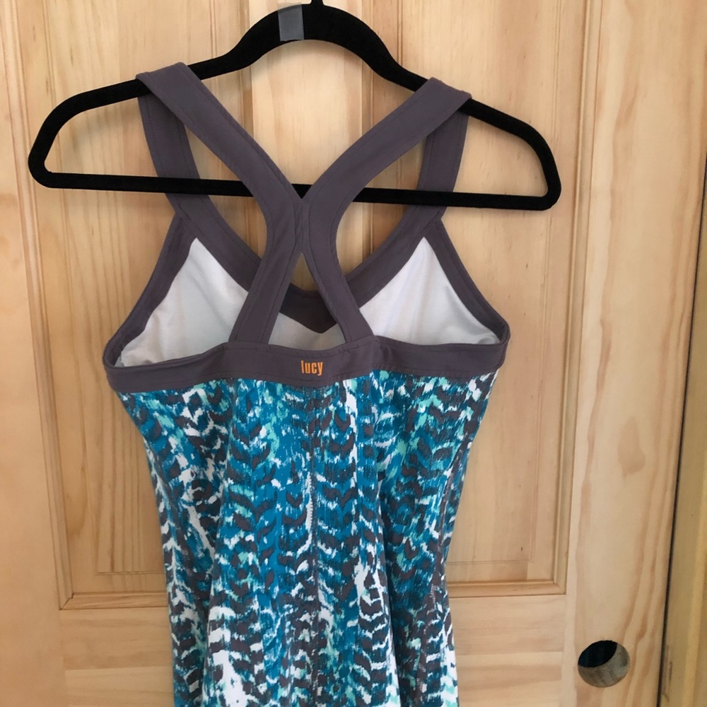 Lucy Tank w/shelf bra